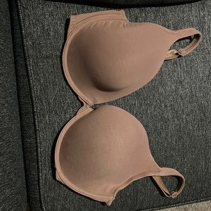 Dark brown t-shirt Boost Plunge bra size 42F